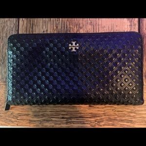 Tory Burch wallet